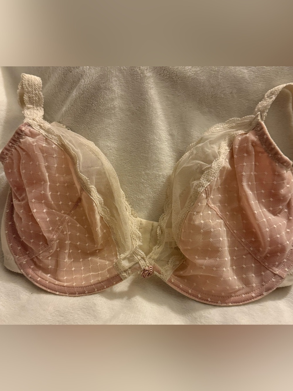 Rare, Discontinued Wonderbra Plunge Bra, 9165 (36)F